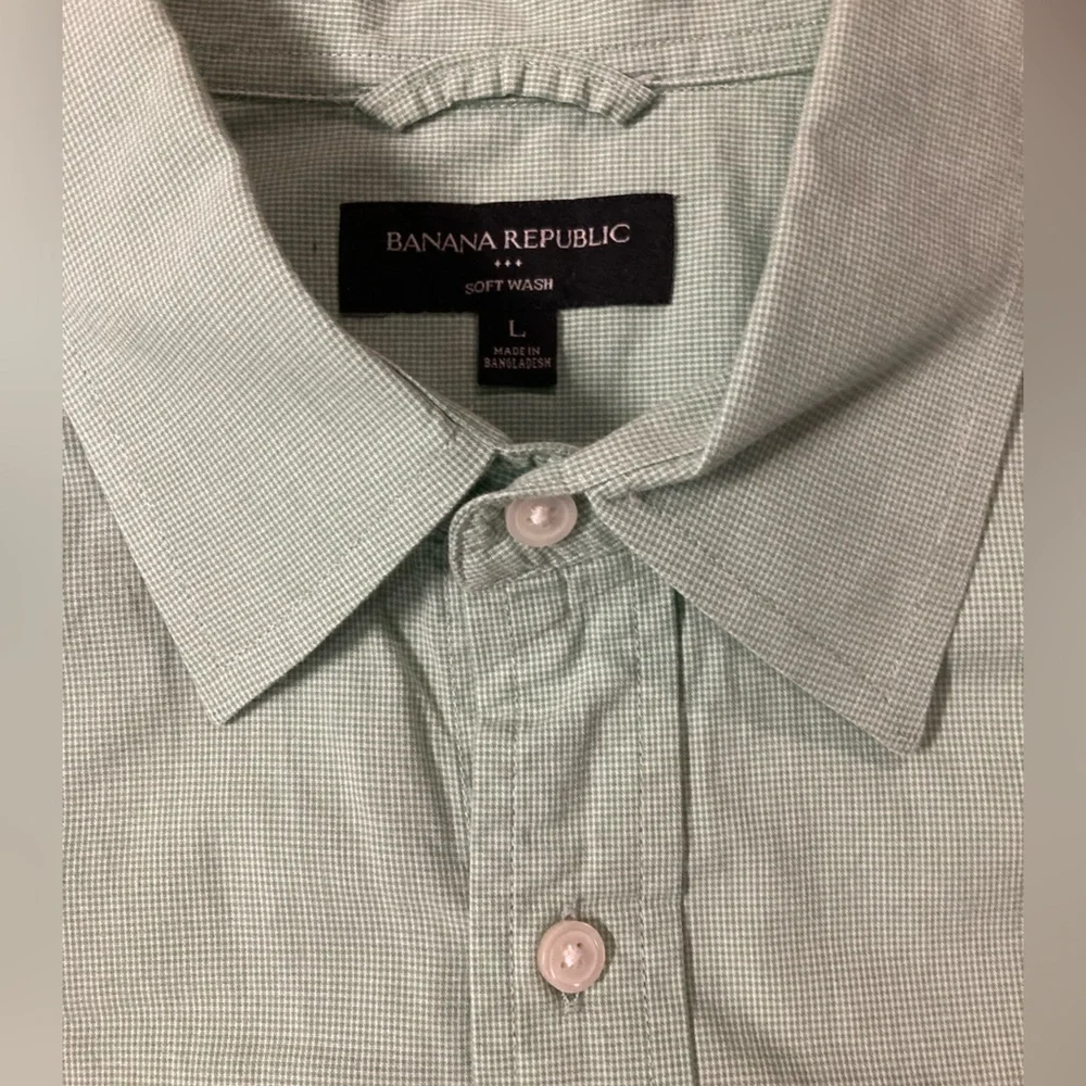 Banana Republic Men’s Soft Wash Large Button Down‎ Shirt